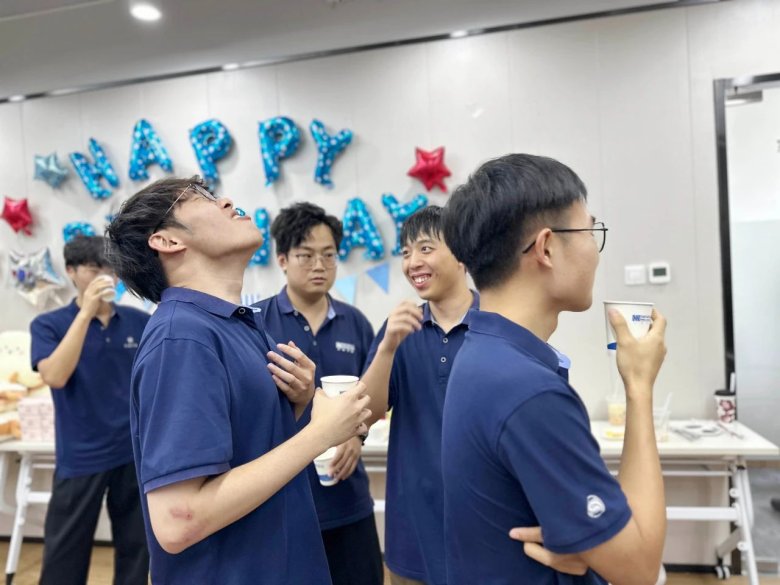 082958_860053_gsdt.jpg 杰曼科技32周年庆典 | 感恩同行路,共启新篇章