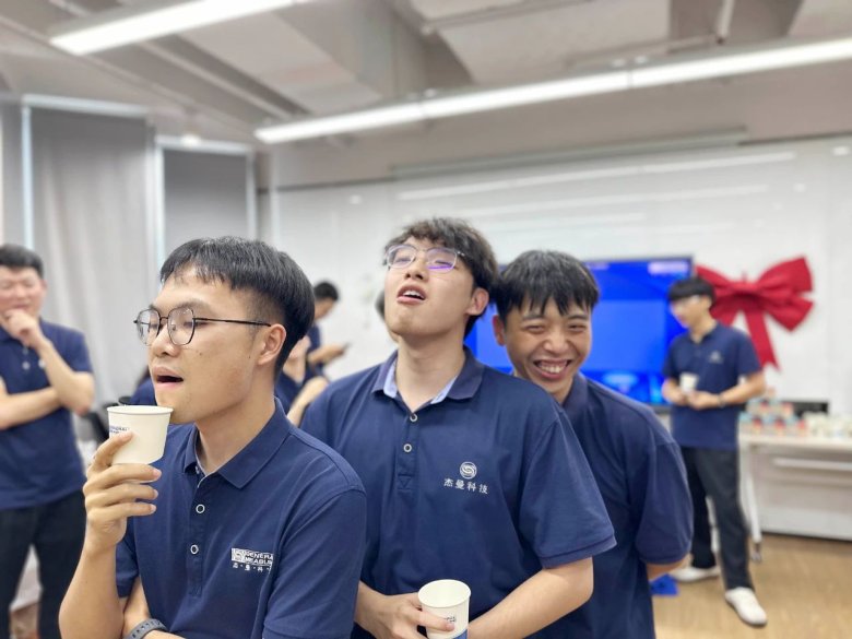 082959_718893_gsdt.jpg 杰曼科技32周年庆典 | 感恩同行路,共启新篇章